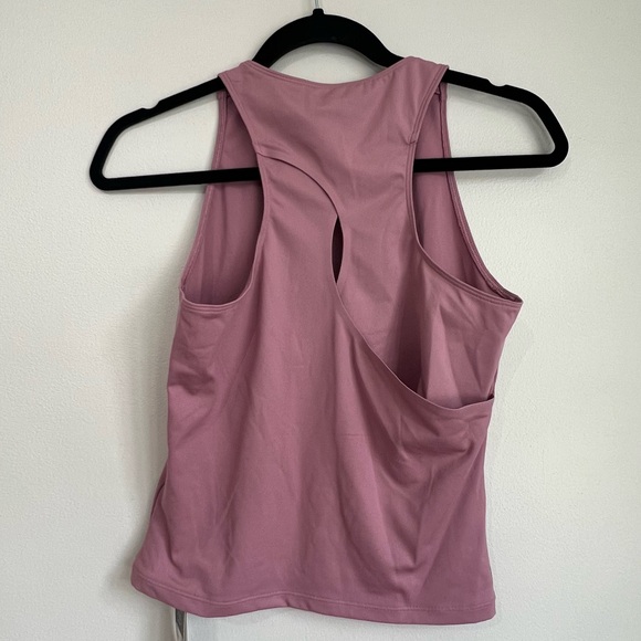 Adidas cross back workout tank - Picture 2 of 3